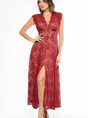 Popilush Shapewear  Floral Lace Front Slit Maxi Dress built in Shapewear